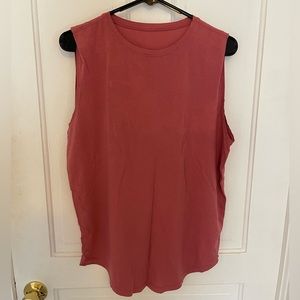 Lululemon muscle tank